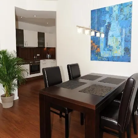 شقة Ferienwohnung-am-kurpark-wohnung-1-60qm *